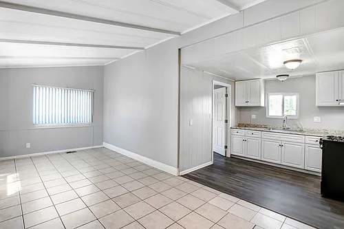 10918 Jurupa Rd #10914 Photo 1