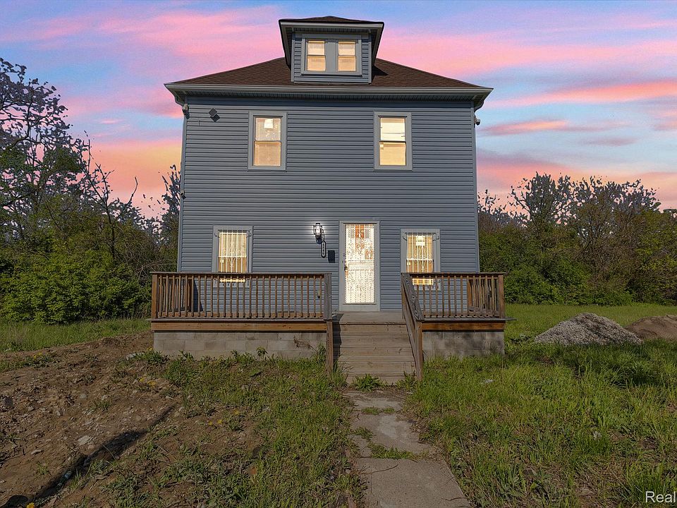 1st image of 4846 McKinley St