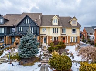 11 Harbour Dr, Hamilton, ON