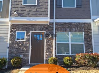 758 Crestwell Cir SW, Atlanta, GA 30331