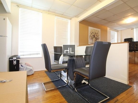 2nd image of 888 5th Ave #3R