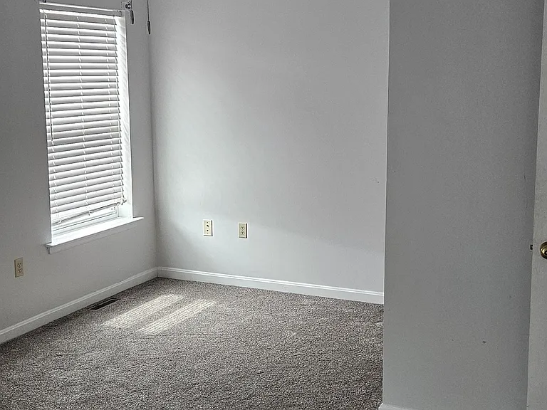 1734 N 5th St — Photo 10