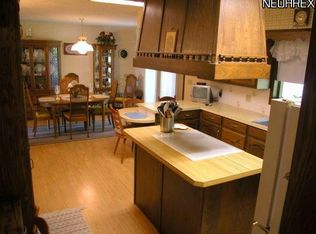 1900 Normandy Dr, Wooster, OH 44691
