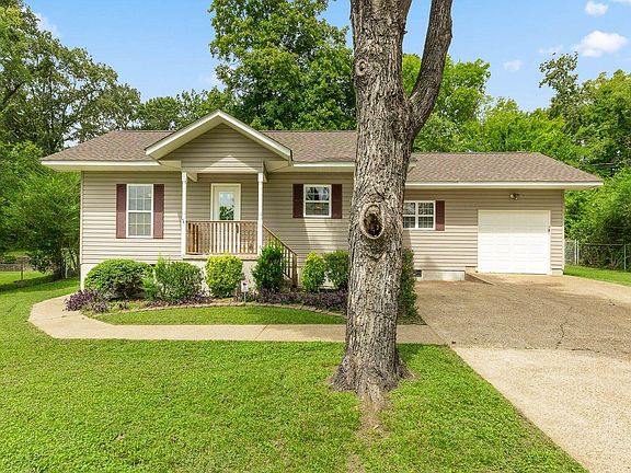 2nd image of 3947 Azalean Dr
