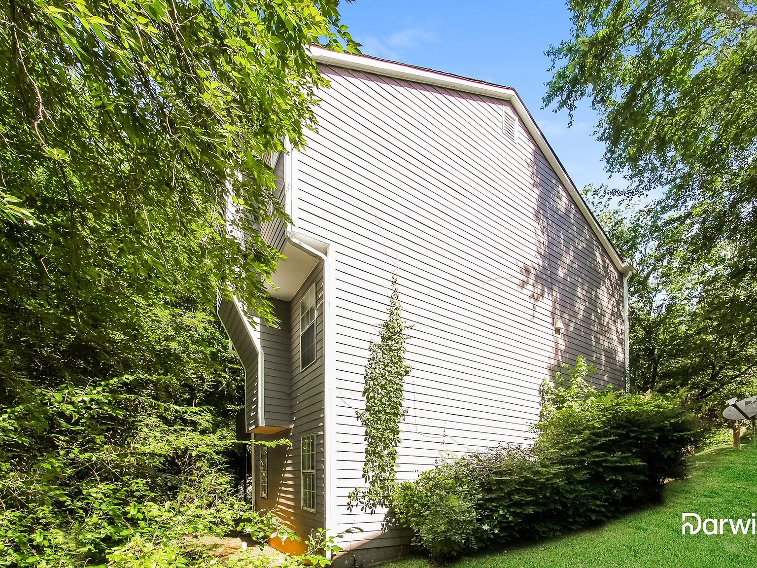 3 bed, 2.5 bath, 1546 sqft, $2,115 — Photo 4