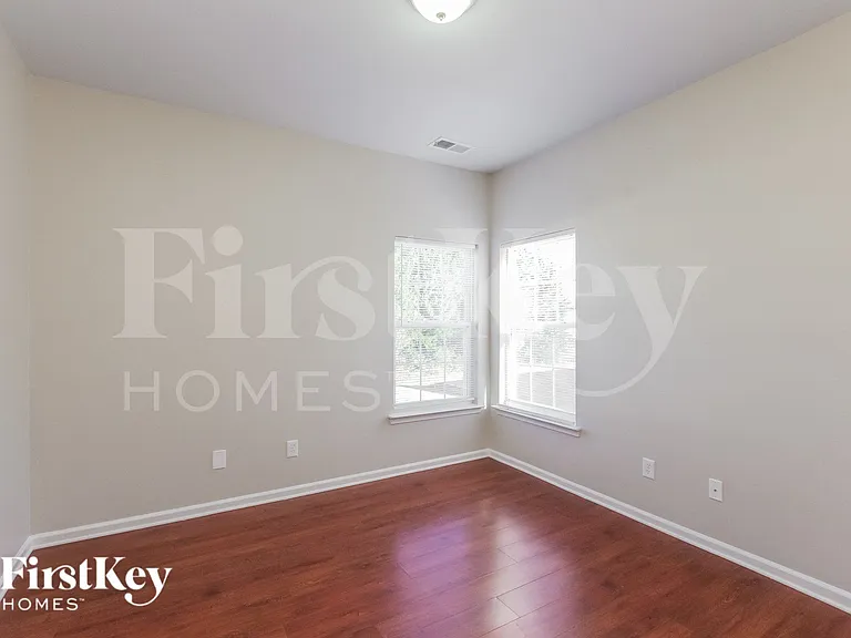 15236 Dehavilland Dr — Photo 13