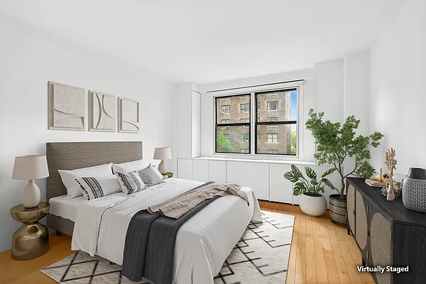 Sold by Corcoran | media 3