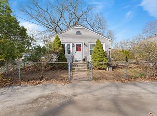 75 Northup St, Warwick, RI 02889