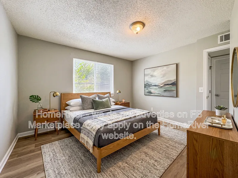 6519 Valerosa Ct #8