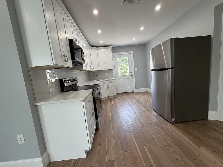 56 School St #2 — Photo 3