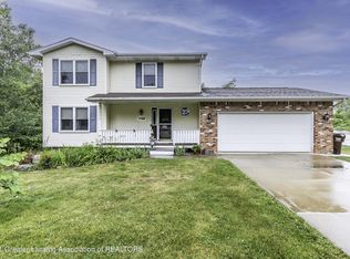 15270 Boichot Rd, Lansing, MI 48906