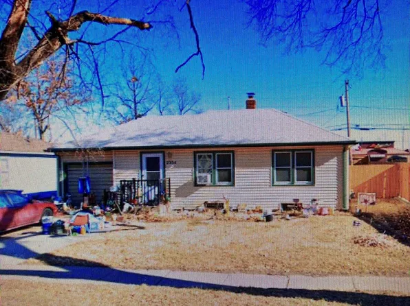 2334 S Greenwood St, Wichita, KS 67211