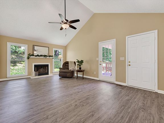 4th image of 1217 Verkler Dr