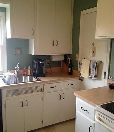 4th image of 19901 Van Aken Blvd APT 104