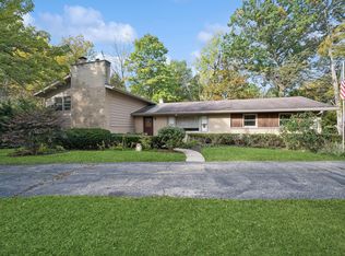 1068 N Hainesville Rd, Round Lake Beach, IL 60073