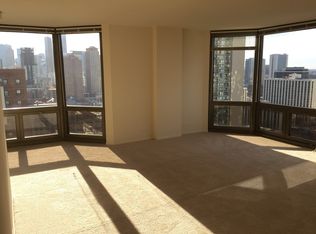 1132 N Dearborn St #1110, Chicago, IL 60610
