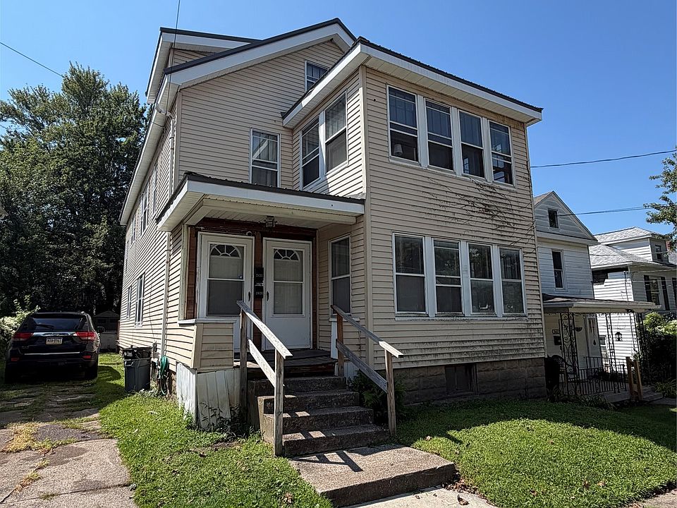 1st image of 2420 Plum St