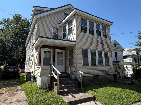 2420 Plum St, Erie, PA 16502