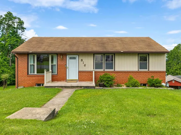 816 Rutherford St, Staunton, VA 24401