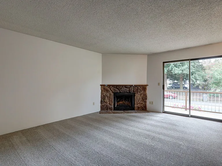 14152 74th Pl NE #D — Photo 3