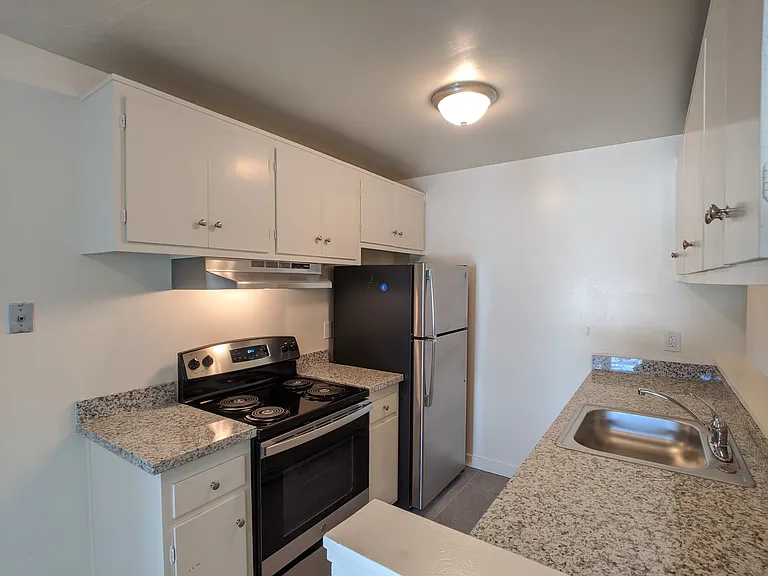 2607 Ellsworth Street — Photo 7