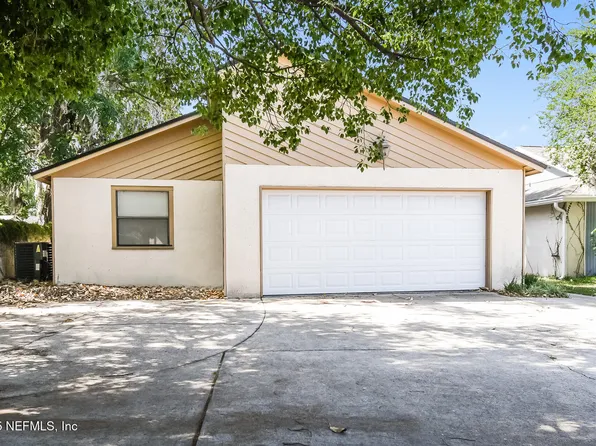 1955 BLUEBIRD E, Orange Park, FL 32073