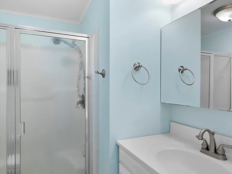 701 Spanish Main Dr #415 — Photo 22