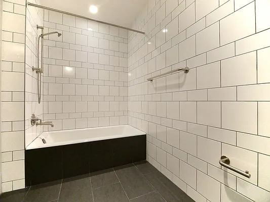 Rented by Extell Marketing Group LLC | media 25