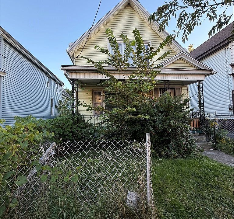 1st image of 297 Riley St