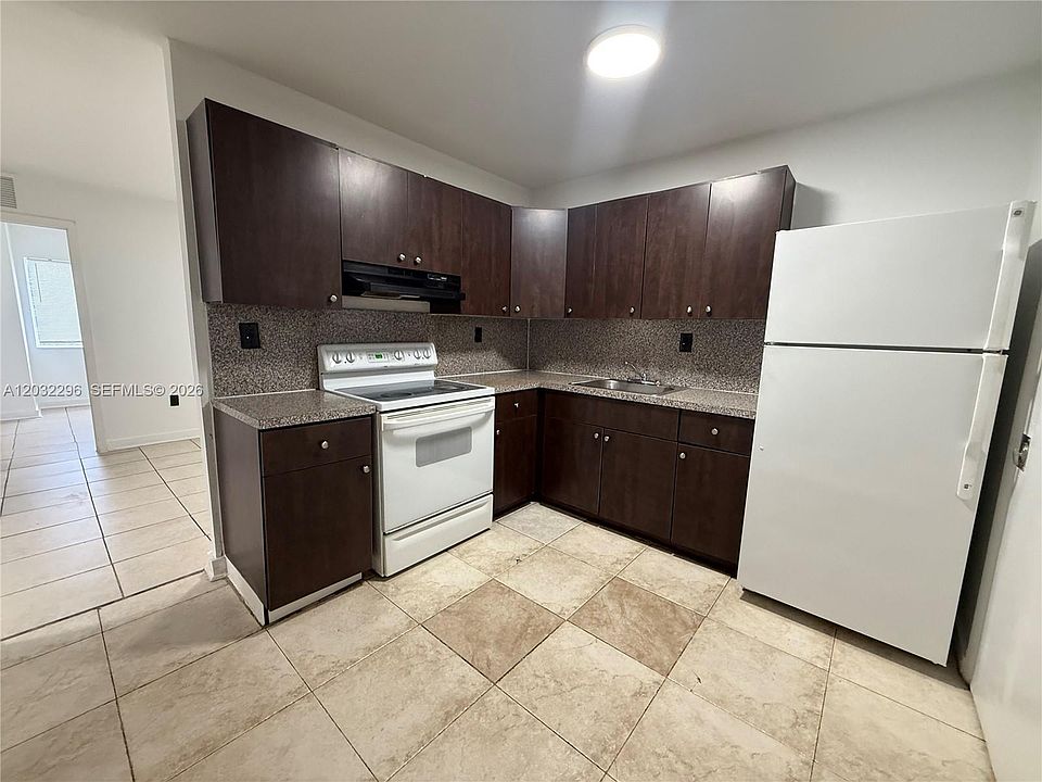 1st image of 12215 W Dixie Hwy #107