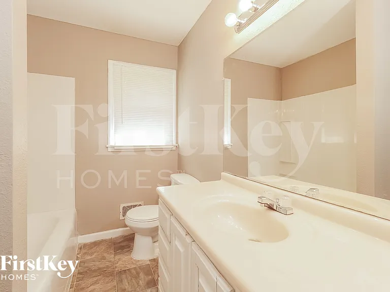 7607 Arlington Ave — Photo 17