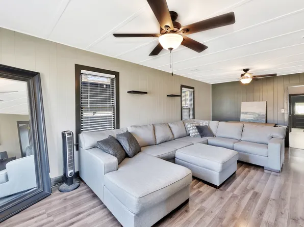 310 Broadview St #1, El Dorado, KS 67042
