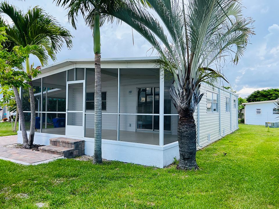 1st image of 203 Coral Ln