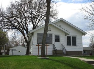 816 S Front St, New Ulm, MN 56073