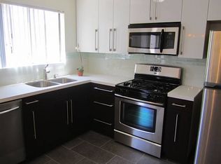 4852 Rosewood Ave APT 4, Los Angeles, CA 90004