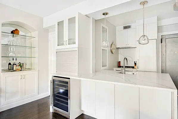 Sold by Compass | media 6