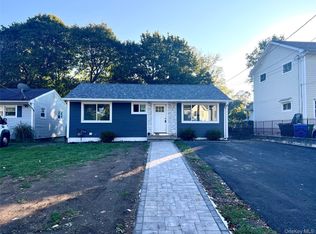 42 Genung St, Middletown, NY 10940