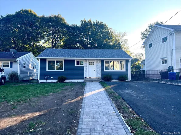 42 Genung Street, Middletown, NY 10940