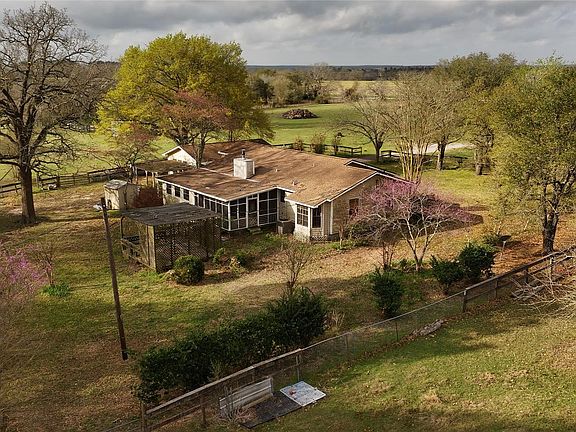 5th image of 20136 Moriarty Rd