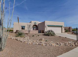 1078 W Paseo Del Cantante, Green Valley, AZ 85614
