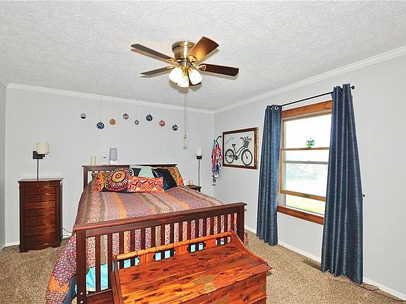 5th image of 3411 Pinetop Dr