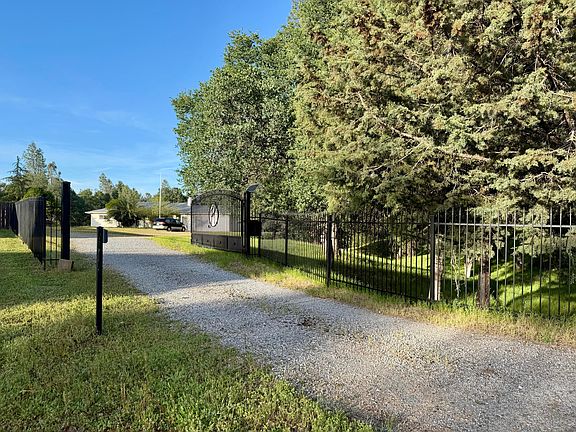4th image of 17228 China Gulch Dr