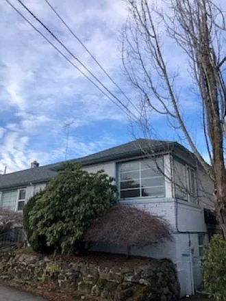 7915 E Burnside St #7915 Photo 1