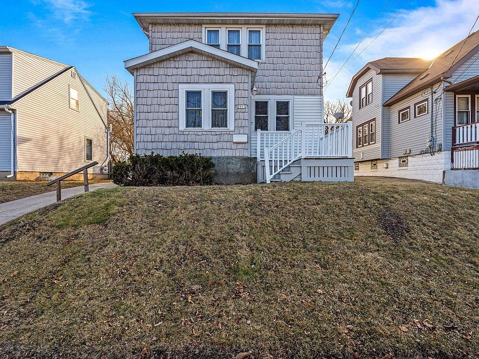 1st image of 2911 East Whittaker AVENUE