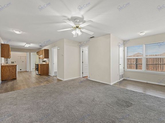 3rd image of 10275 Aurora Dr