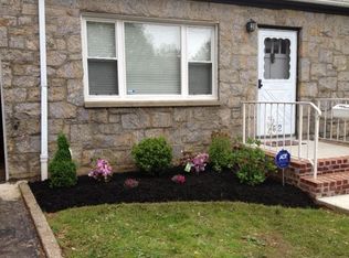 60 Gladstone Pl, Yonkers, NY 10703