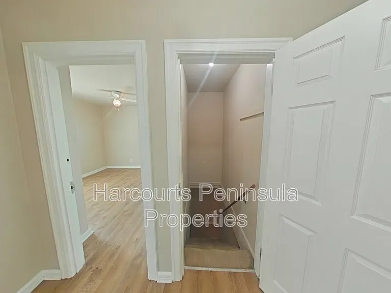 1011 Rainier Ave — Photo 17