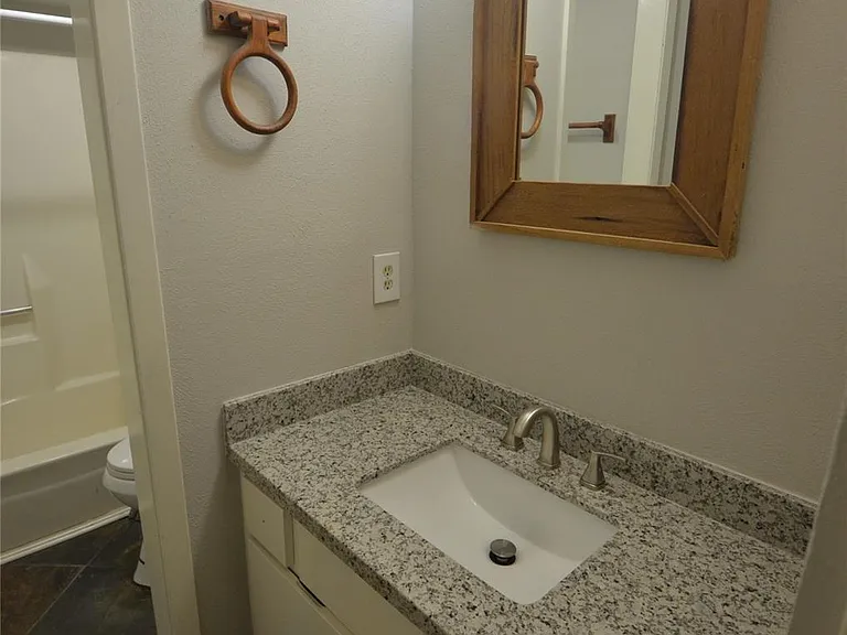 5307 Sweetwind Ln — Photo 16