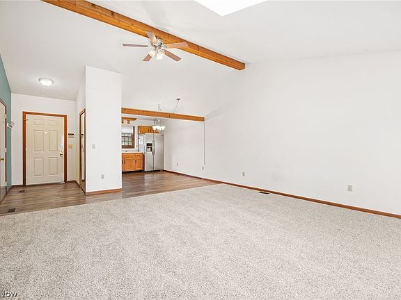 5th image of 170 Sturbridge Dr