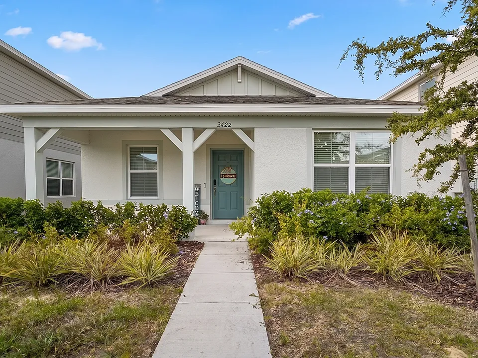 3422 Orange Rose Loop
